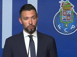 Win at Reboleira takes FC Porto to 82 points, Farioli eyes history