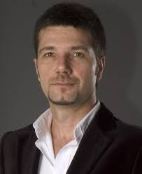 Aşk Doktoru Mehmet Coşkundeniz