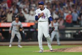Mets Predicted to Extend Edwin Diaz's Contract