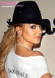 Britney Spears, il fiocco è celeste! Vita da Vip - Foto e Gossip by ... - britney_spears03432