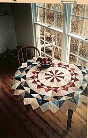 Résultat de recherche d'images pour "oval quilted table toppers"
