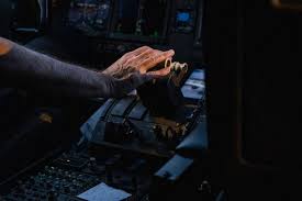 Scandale Aérien: Faux Pilote aux Commandes d'Airbus en Europe!