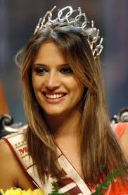 Nevena Lipovac, the newly elected Miss Serbia 2008, smiles after her win in Belgrade late July 3, 2008. Lipovac from Belgrade will represent Serbia at the ... - 1215170147
