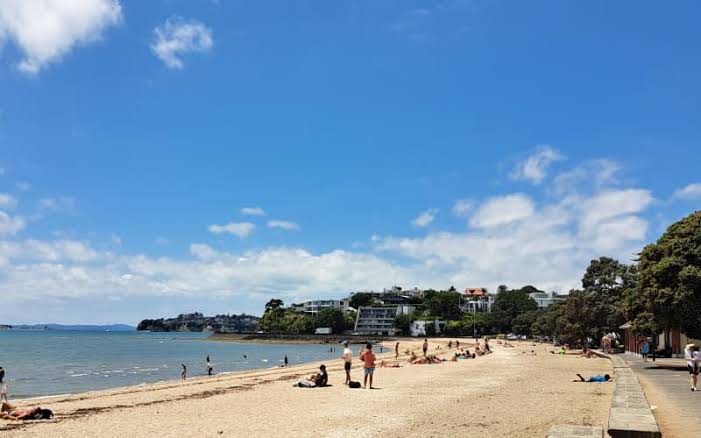 Auckland could see number of 25C-plus days double by 2050, with heatwaves lasting up to 20 days by 2090