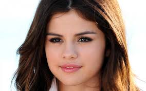 Résultat de recherche d'images pour "selena gomez"