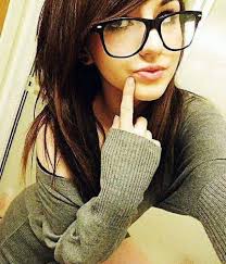 Résultat de recherche d'images pour "swag girl"