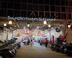 Gambar Sudirman Street Bandung