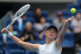 Iga Swiatek and Emma Navarro Clash at China Open 2025