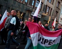 Image of Hungarian protesters demanding democracy in 1989