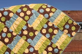 Résultat de recherche d'images pour "quilts with big dots"