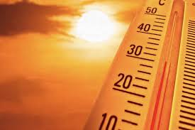 Domingo con calor extremo y chubascos en Mérida