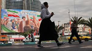 Waltz defends Trump’s extreme Iran strategy amid Republican support