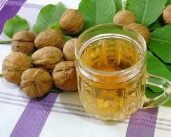 Зображення: Настой из листьев грецкого ореха