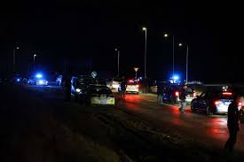 Mistænkeligt forhold: Politi massivt til stede