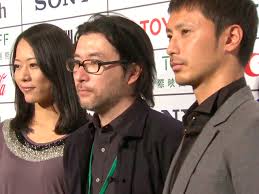 (Guests) Hiroshi Okuhara(Director/Screenplay/Editor) Hideo Nakaizumi(Actor) Miki Suzuki(Actress). Video streaming services come to an end. - black_square_kaiken