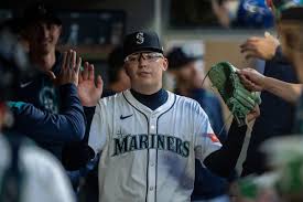 Mariners vs. Diamondbacks: Evans Steps Up Amid Seattle's Struggles - Imagen ilustrativa del artículo