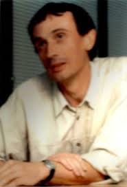 Franco Menozzi (1962 - 2005). Docteur en sciences, chercheur, homme de lettres et artiste peintre à B-7000 MONS Contact : Mme Pilar Carilla : 065/36 37 58 ... - photomenozzi