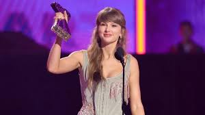 Taylor Swift’s 2018 UMG Record Deal Is Helping Artists Make Money — Report