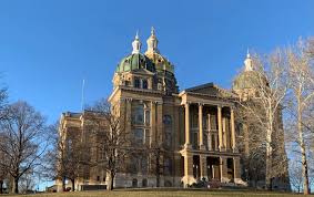 IOWANS FOR TAX RELIEF PUSH FOR CONSTITUTIONAL AMENDMENT
