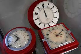 Daylight Saving Time: British Columbia's Permanent Shift and Washington's Stalled Efforts