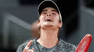 João Fonseca explica ausência no ATP 500 de Hamburgo por lesão e tranquiliza: 'Nós vemos em Roland Garros'