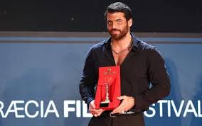 Trend Google: can yaman