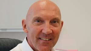 Surgeon banned for 4.5 years after $50,000 overtime fraud - SSBCrack