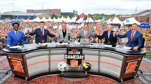 Lee Corso’s Final ‘College GameDay’ at Ohio State vs. Texas