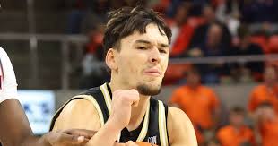 Report: Wofford transfer guard Nils Machowski commits to UConn