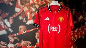 Se desvela: por qué el Manchester United usará un patrocinador distinto en el pecho contra el Brentford