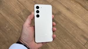 Galaxy S23 recebe segunda versão beta da One UI 8.5; veja o que muda