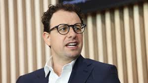 ‘Humanity needs to wake up’ to dangers of AI, says Anthropic chief