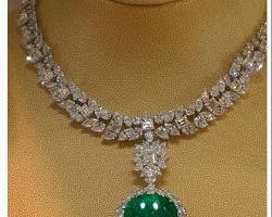 Image of Family Heirloom Necklace wedding diamond necklace