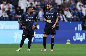 الهلال يفقد صدارة الدوري السعودي بتعادله مع الاتحاد في مباراة قمة