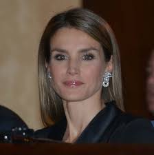 AGENDA DE SM. REYES FELIPE y LETIZIA  - Página 35 Images?q=tbn:ANd9GcR4-7xOiuqYiXIKGavELUxLbSbXEq0VUwSGwNCSCZ3qBkWBteMxhg