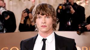 Heated Rivalry Star Connor Storrie