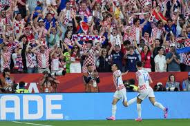 Colombia and Ghana make their mark as FIFA World Cup group stages heat up