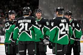 Mikko Rantanen, Miro Heiskanen ja Esa Lindell Leijoniin – sauma pestä pettymykset pois