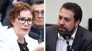 Justiça manda penhorar bens de Zambelli para pagar Boulos; entenda