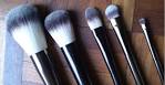 M: Hourglass Cosmetics Brush - No. 2: Health