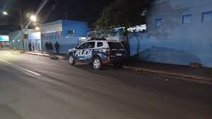 Jovem morre ao ser baleado por dupla em moto no Portal Caiobá