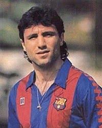 ... Luis Enrique y Hristo Stoichkov. Hoy desde mi humilde blog quiero dedicar un pequeño espacio a Hristo, “El Gitano”, como muchos merengones apodaron al ... - n_f_c_barcelona_hristo_stoichkov-69517