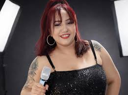 Cantora morre no HUT após sofrer acidente a caminho de show no Maranhão