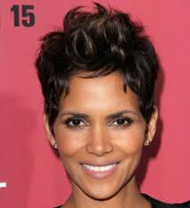 If They Can Do It, So Can You: Celebrities Who Have Tried Online Dating - halle-pf