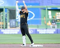 Full Count: Pirates aren’t watching scoreboard, but close NL Central race could be a ‘gauntlet’
