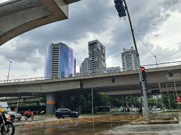 Chuva deixa áreas da cidade de São Paulo em estado de atenção para alagamentos