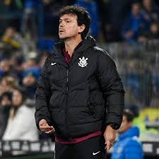 Diniz admite decepção por saída de Memphis, mas fala: 'Não afetou no jogo'