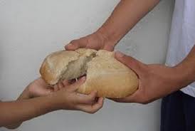 Image result for el pueblo comera y sobrara por intervencion divina multiplicacion de los panes y los peces