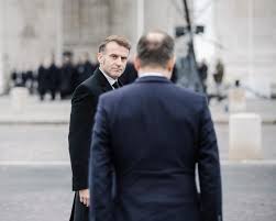 Macron URGENCE : Crise du Narcotrafic à Marseille ! Réunion de Crise à l'Élysée