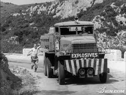 camion e camionisti al cinema dal bestione ai nuovi bisonti della strada Images?q=tbn:ANd9GcR60crjzI9bZUo-LRfL4NNW1dI_-qOVLBSSS_-uO2Ct5rd5xIN9